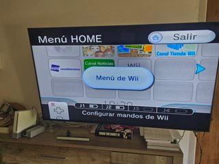 Nintendo Wii + Wii Sports + 2 mandos