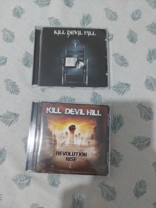 CDs Kill Devil Hill