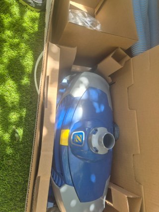Limpiafondos Zodiac MX8 Piscina