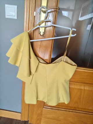 Top fiesta amarillo escote corazón