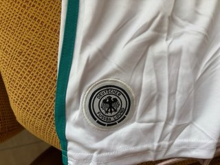 Pantalones cortos Adidas, selección alemana