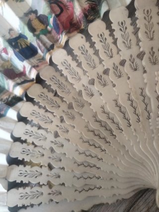 Abanico antiguo decorado
