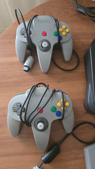 Nintendo 64 + Mario Kart 64