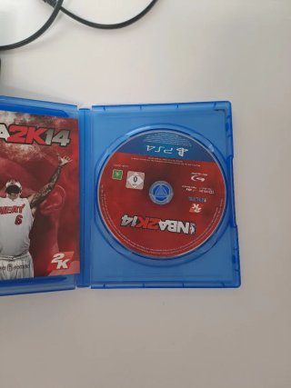 Pack PS4: Consola, Mando, Remoto y Juego