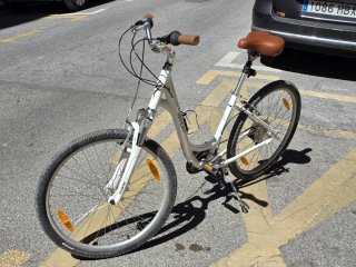 Bicicleta Paseo Specialized Blanca