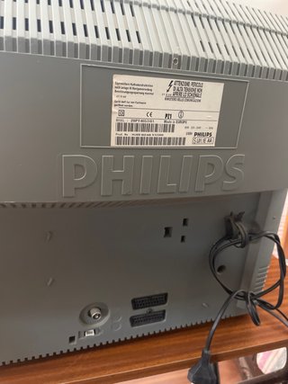 2 televisiones Philips gris