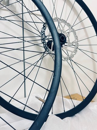 Ruedas completas 29 MTB Tubeless 25c 32h