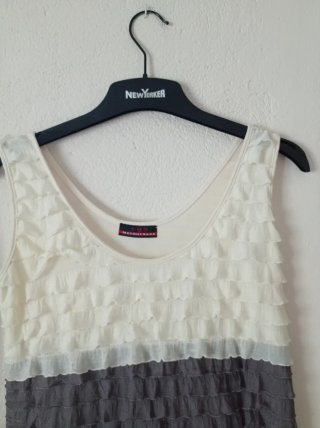 Vestido de verano con volantes