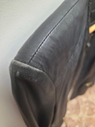 Chaqueta Cuero Mujer Mango Negra Entallada