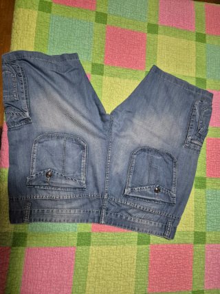 Pantalón corto vaquero FOBO multibolillos