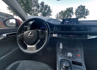 Lexus CT 200h HIBRIDO + GAS GLP. PRECIO NEGOCIABLE