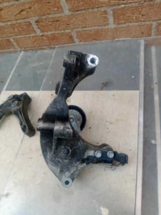 Tensor correa servicio más soporte Opel Astra J