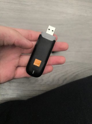 Orange USB