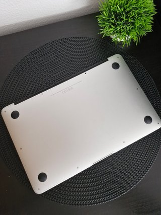 MacBook Air 2015 + Estuche Michael Kors