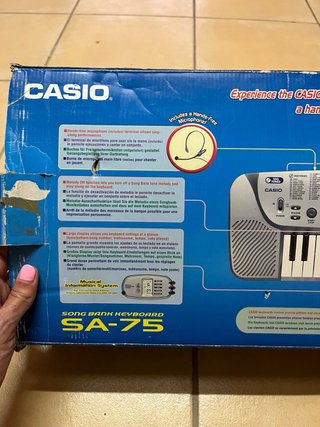 Teclado Casio SA-75