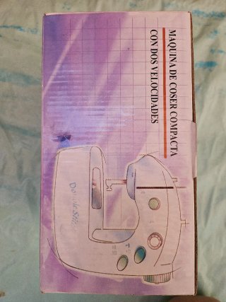 Máquina de coser compacta Double Stitch