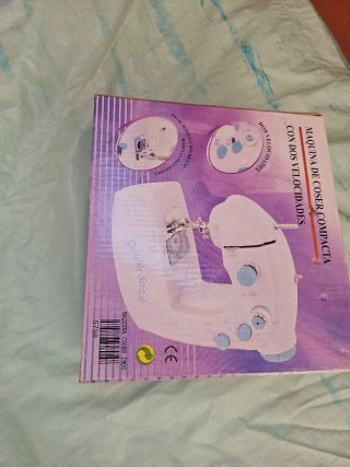 Máquina de coser compacta Double Stitch