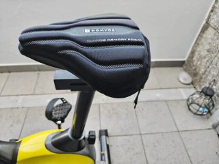 Bicicleta Estática Amarilla y Negra
