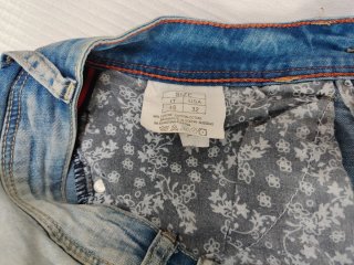Pantalón corto vaquero hombre