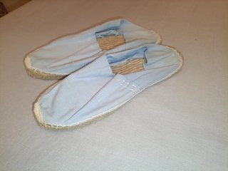 Zapatillas de esparto azul claro