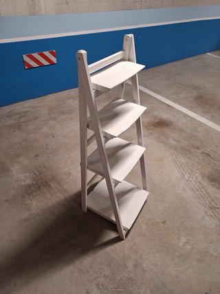 Estantería Escalera Blanca Madera -Bodas y Eventos