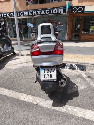 Suzuki Burgman 250 Plata