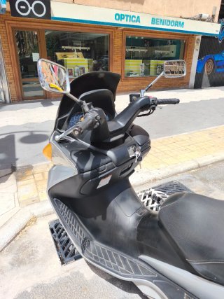 Suzuki Burgman 250 Plata