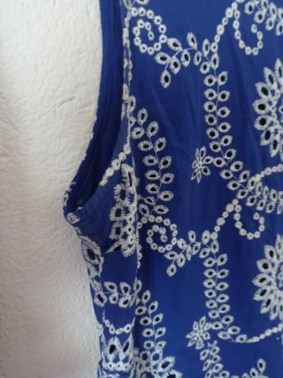 Vestido verano bordado azul