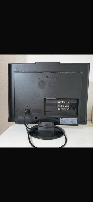 Televisor LG “21”