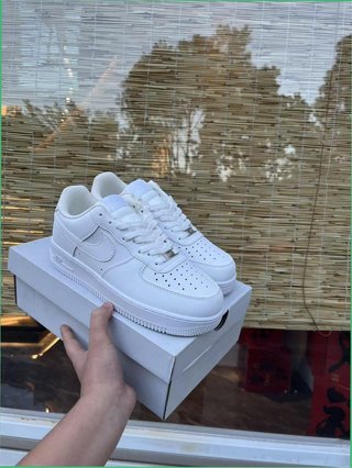 Nike Air Force 1 Talla 46 Blancas