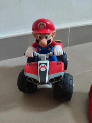 Coche RC Mario con mando