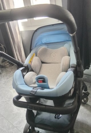 Carro de bebé y silla coche grupo 0