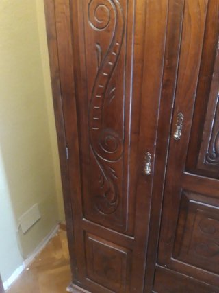 Armario madera antiguo 3 puertas 2 cajones