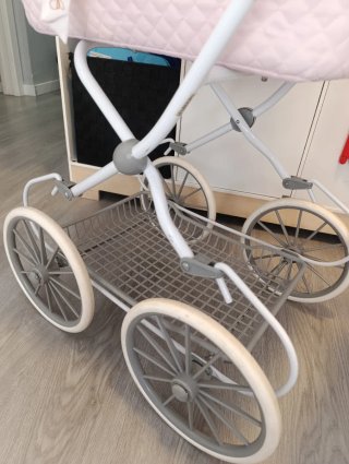 Carrito de juguete rosa