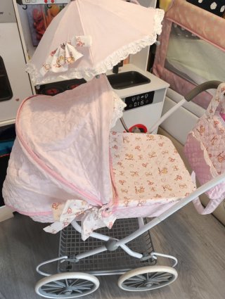Carrito de juguete rosa