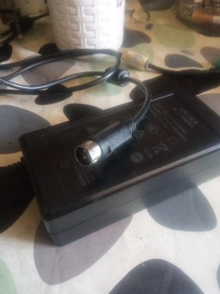Adaptador AC/DC YC60-2402500 24V