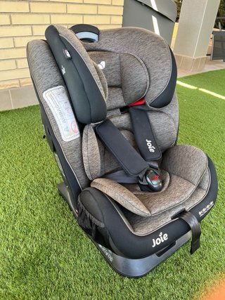 Silla de coche Joie gris