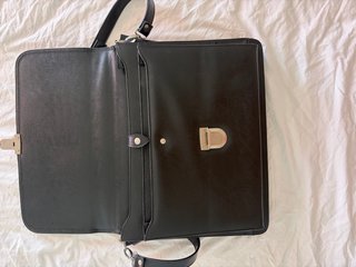 Maletín Prada Negro Piel