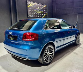 AUDI A3 1.6 TDI 105cv Ambiente