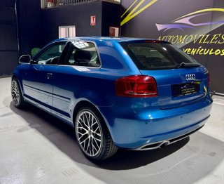 AUDI A3 1.6 TDI 105cv Ambiente