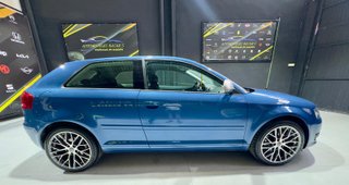 AUDI A3 1.6 TDI 105cv Ambiente