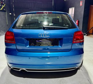 AUDI A3 1.6 TDI 105cv Ambiente