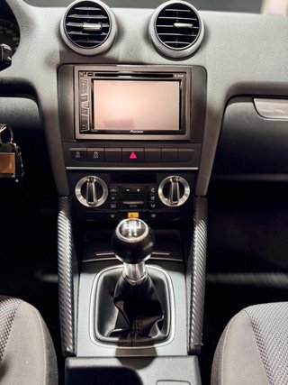 AUDI A3 1.6 TDI 105cv Ambiente