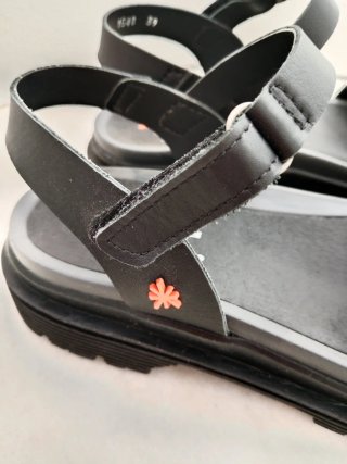 Sandalias Art Piel Negras T.39