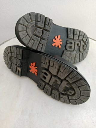Sandalias Art Piel Negras T.39