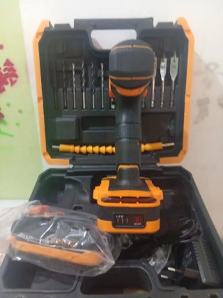 Taladro Percutor con Maletín y Accesorios