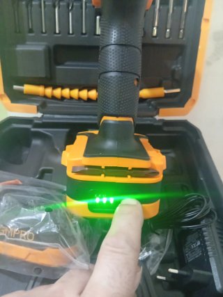 Taladro Percutor con Maletín y Accesorios