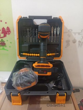 Taladro Percutor con Maletín y Accesorios