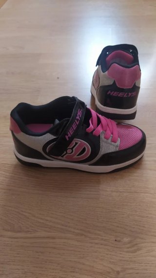Heelys con ruedas talla 38