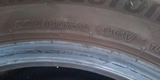 Neumáticos 205/60 R16